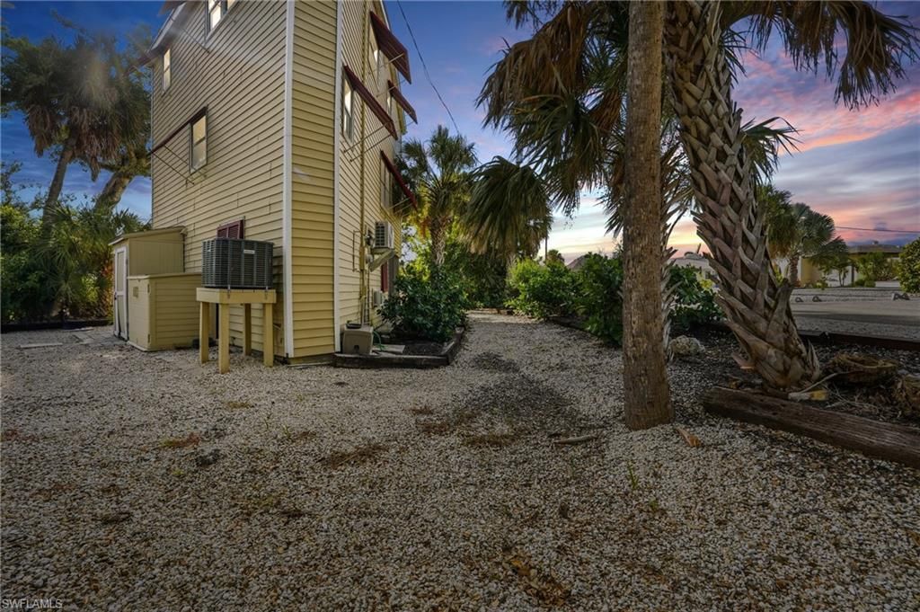 5431 Oak Ridge Ave , Fort Myers Beach, FL 33931 Photo