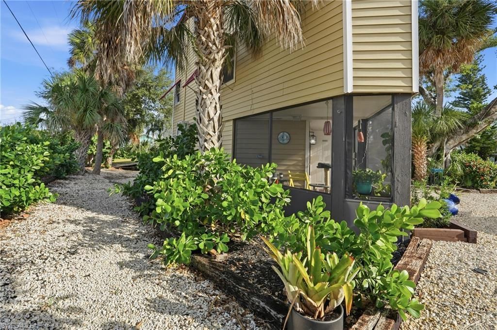 5431 Oak Ridge Ave , Fort Myers Beach, FL 33931 Photo