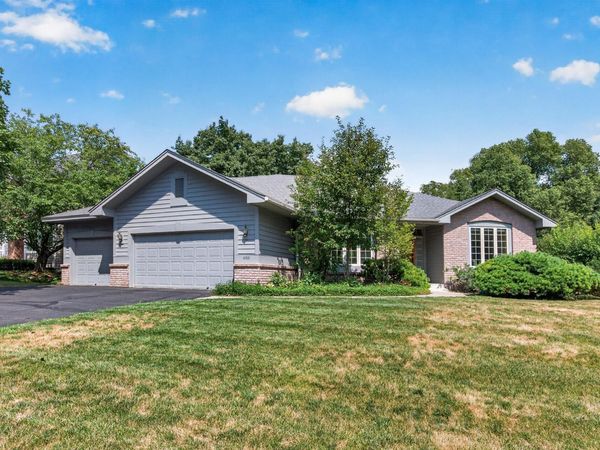 4168 Cashell Glen, Eagan, MN 55122