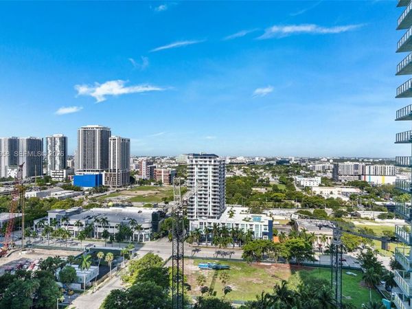 1800 N Bayshore Dr , Unit 2410, Miami, FL 33132
