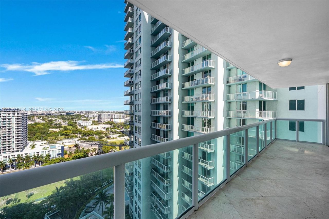 1800 N Bayshore Dr , Unit 2410, Miami, FL 33132 Photo
