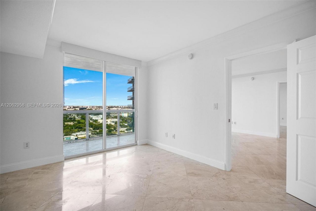 1800 N Bayshore Dr , Unit 2410, Miami, FL 33132 Photo