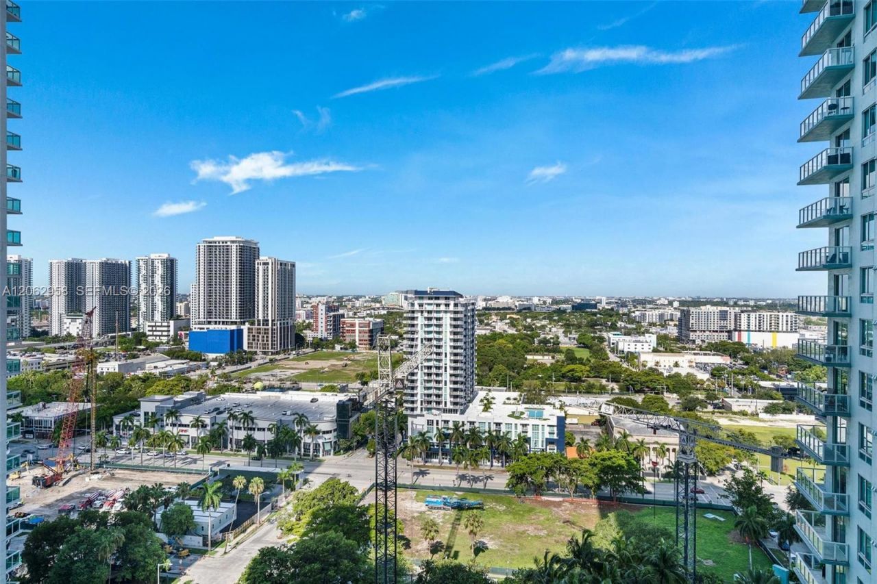 1800 N Bayshore Dr , Unit 2410, Miami, FL 33132 Photo