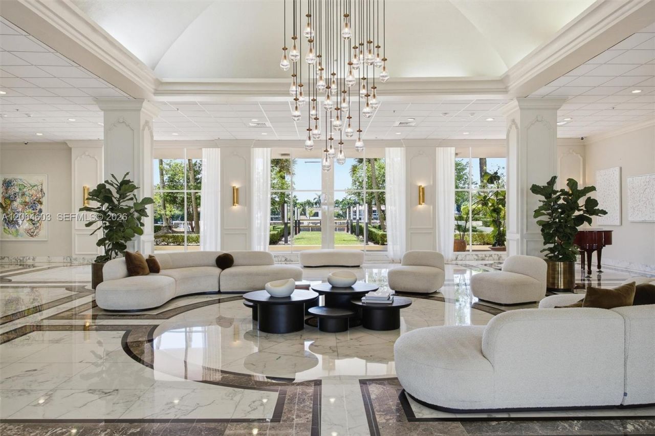 5600 Collins Ave, Unit 15S, Miami Beach, FL 33140 Photo