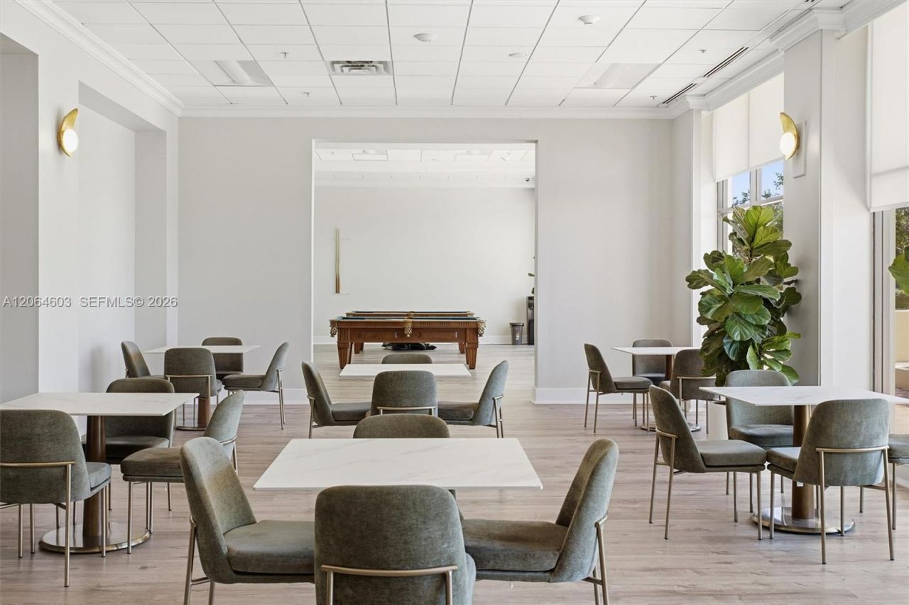 5600 Collins Ave, Unit 15S, Miami Beach, FL 33140 Photo