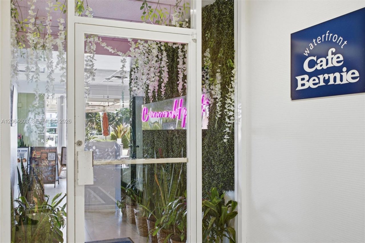 5600 Collins Ave, Unit 15S, Miami Beach, FL 33140 Photo