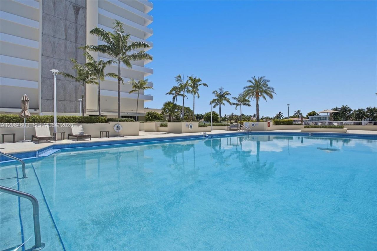 5600 Collins Ave, Unit 15S, Miami Beach, FL 33140 Photo
