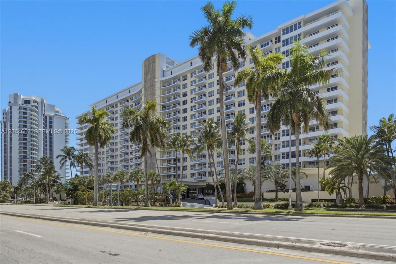 5600 Collins Ave, Unit 15S, Miami Beach, FL 33140 Photo