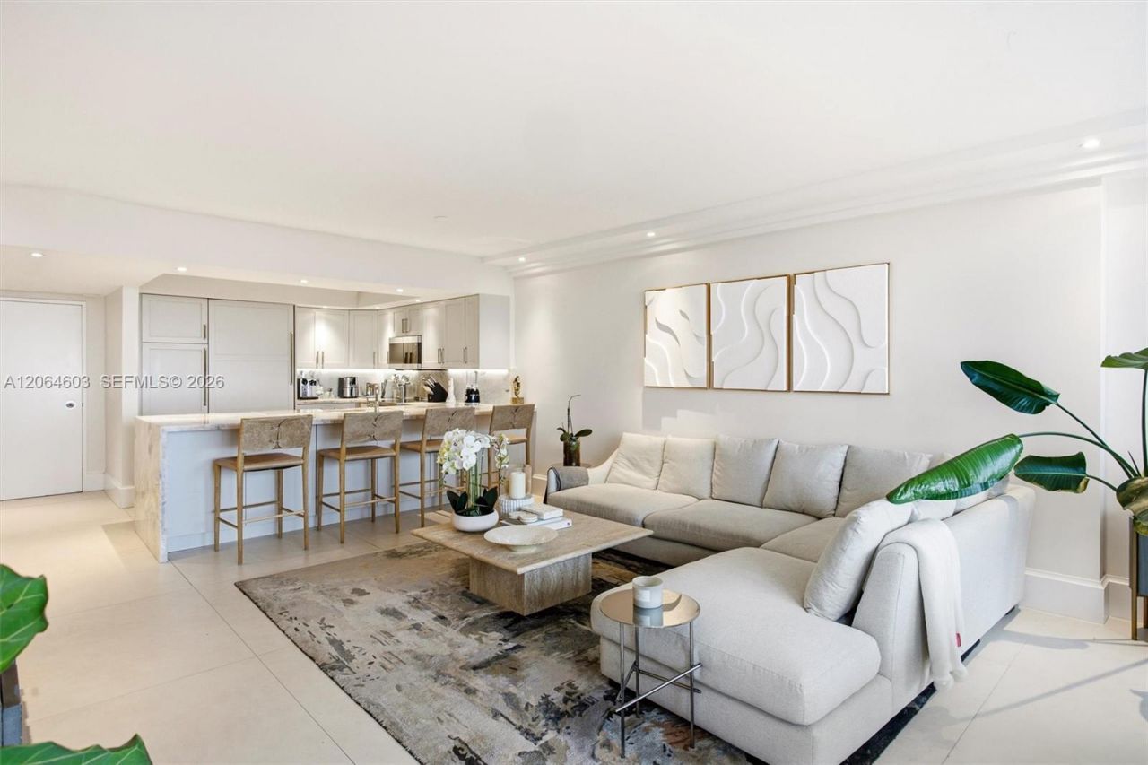 5600 Collins Ave, Unit 15S, Miami Beach, FL 33140 Photo