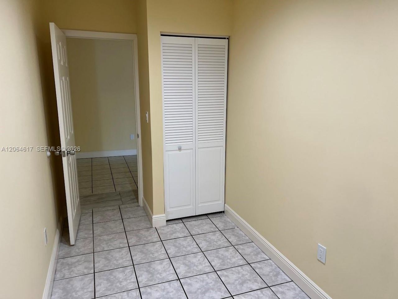 16982 NE 21st Ave, Unit 16982, North Miami Beach, FL 33162 Photo
