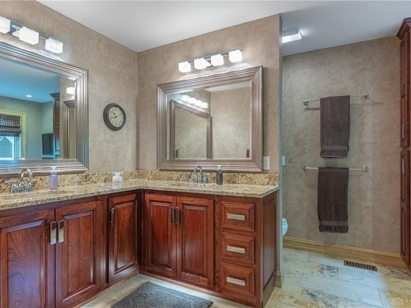 2400 Hickory Bark Drive, Washington Township, OH 45458 Photo 24