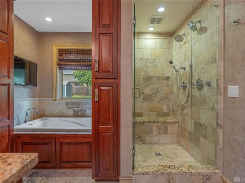 2400 Hickory Bark Drive, Washington Township, OH 45458 Photo 26