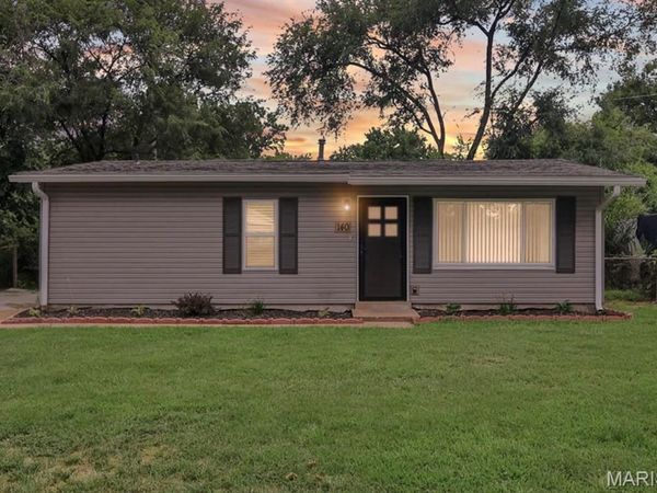 140 Saint Thomas Lane , Cahokia, IL 62206