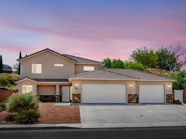 300 N 650 W, La Verkin, UT 84745
