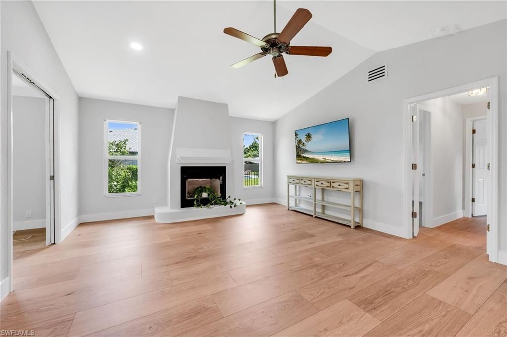 162 Westwood Dr, Naples, FL 34110 Photo