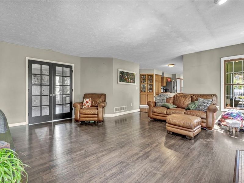 421 Summit Street, Wadsworth, OH 44281 Photo 8