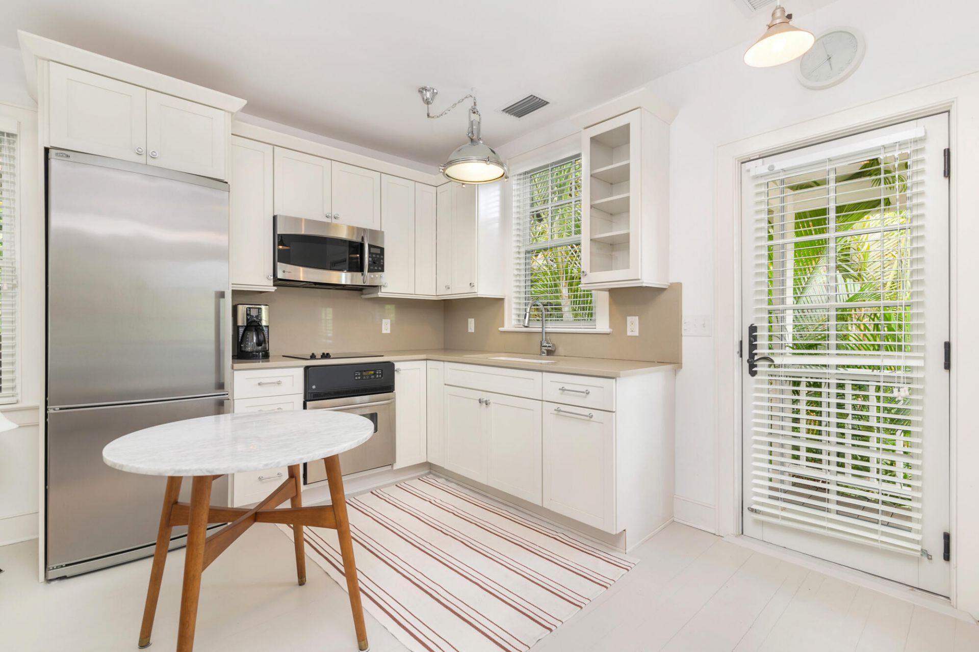 230 Sunset Road, West Palm Beach, FL 33401 Photo