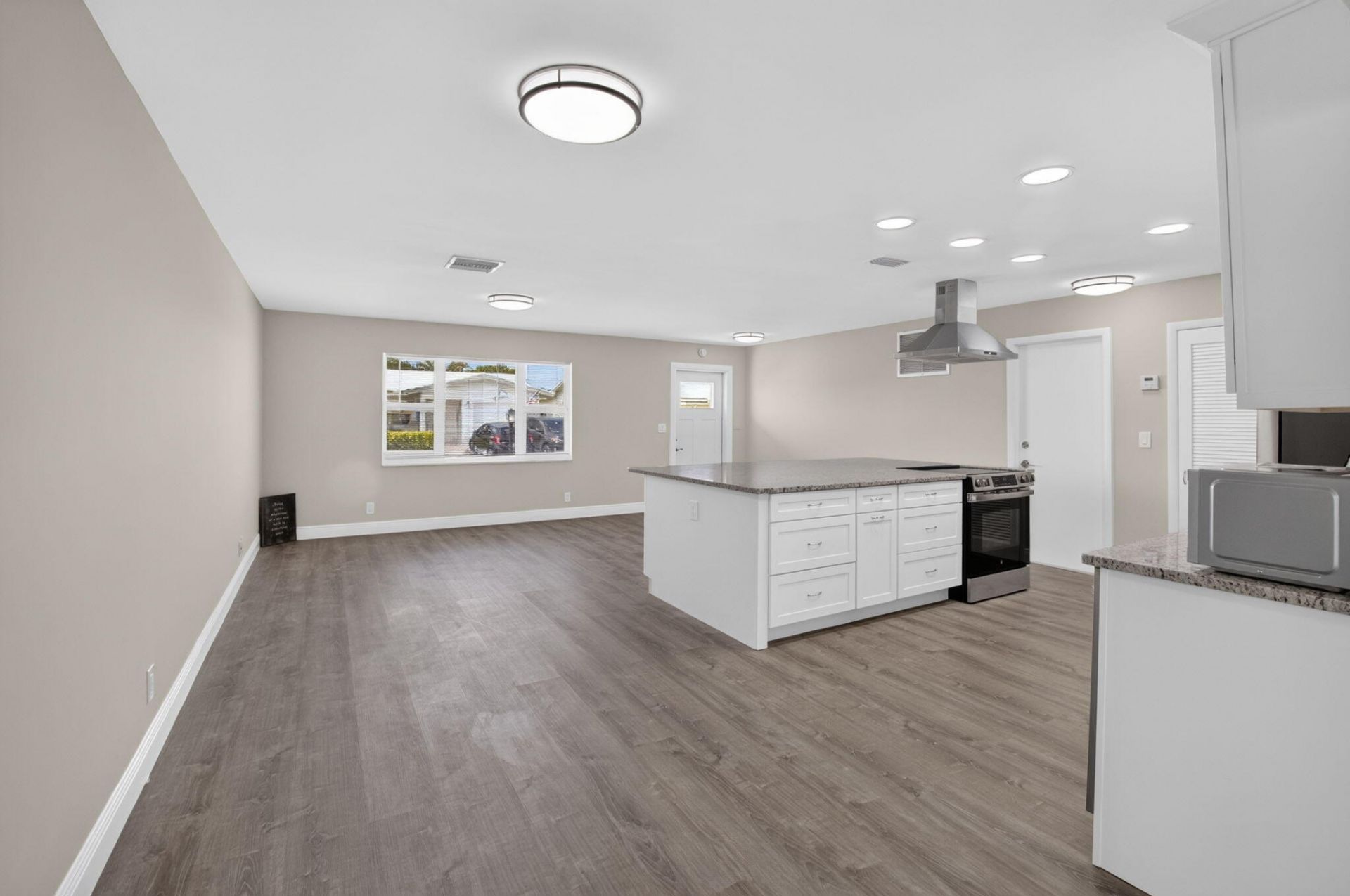 2081 SW 13th Terrace, Boynton Beach, FL 33426 Photo