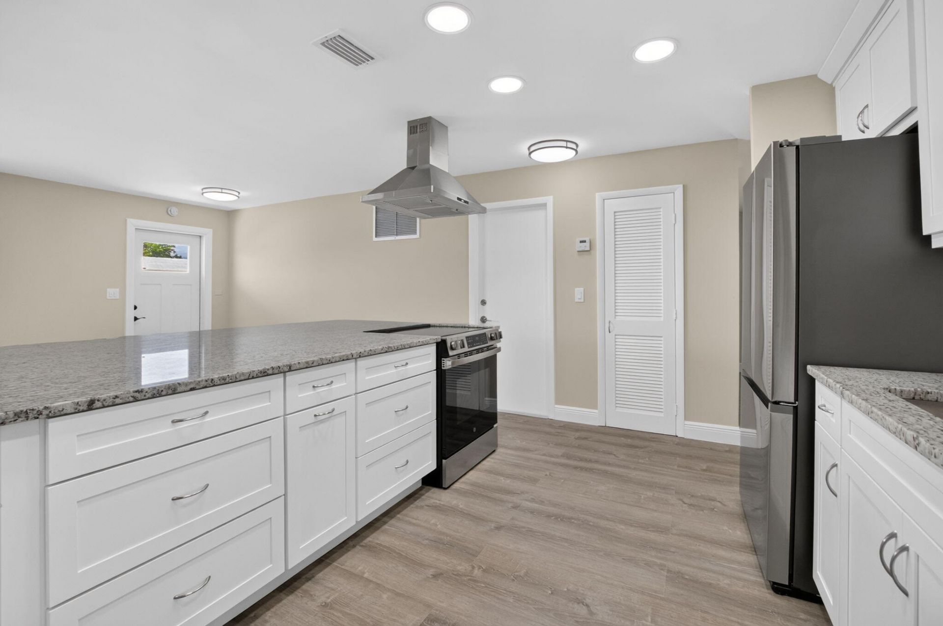 2081 SW 13th Terrace, Boynton Beach, FL 33426 Photo