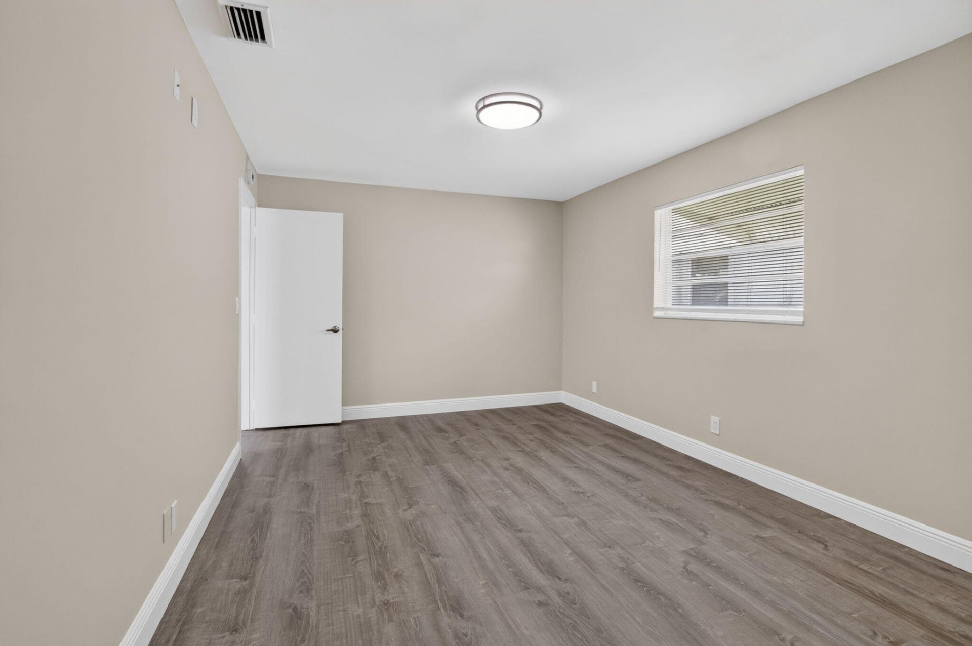2081 SW 13th Terrace, Boynton Beach, FL 33426 Photo