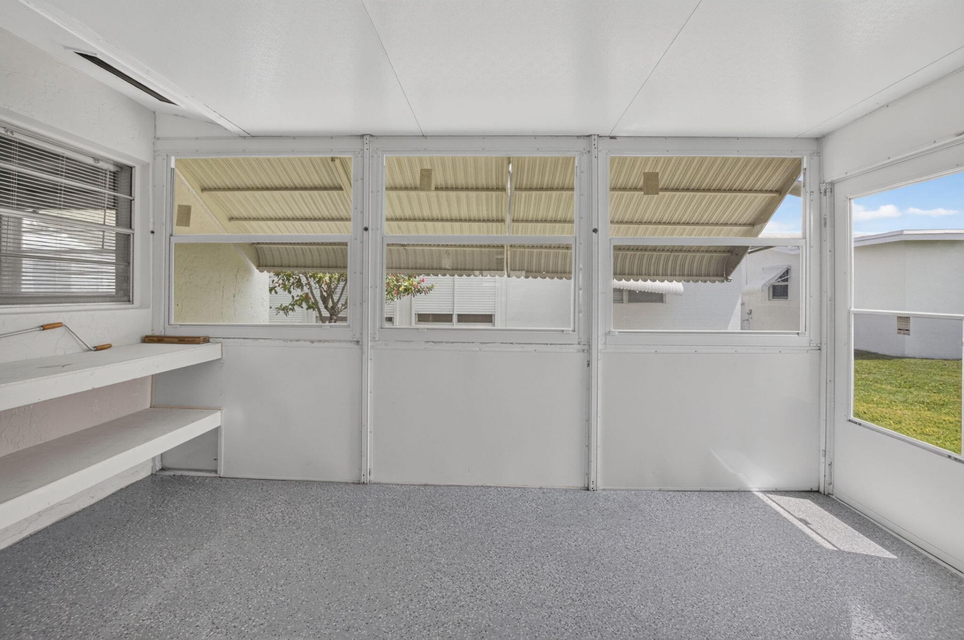 2081 SW 13th Terrace, Boynton Beach, FL 33426 Photo