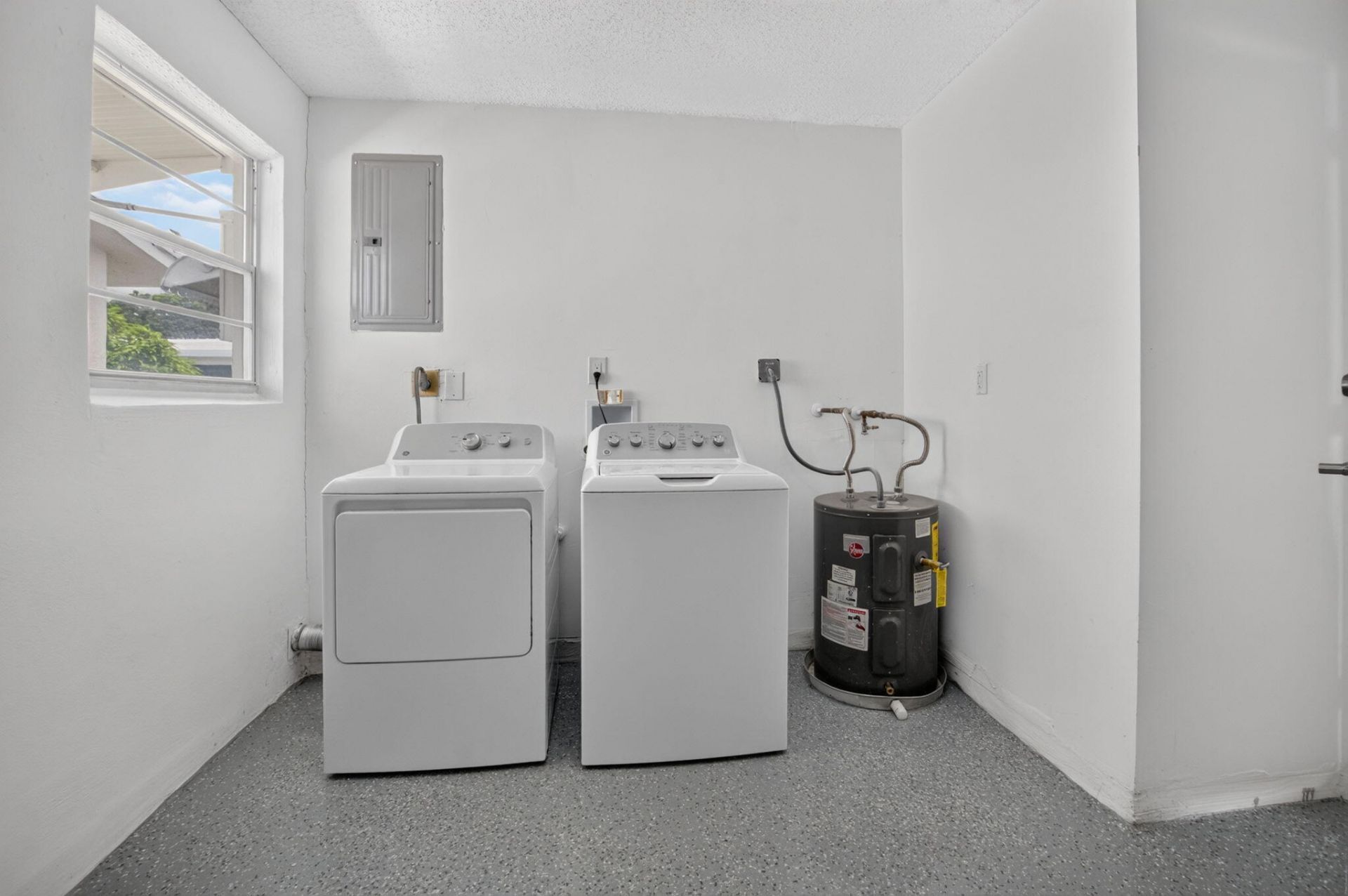 2081 SW 13th Terrace, Boynton Beach, FL 33426 Photo