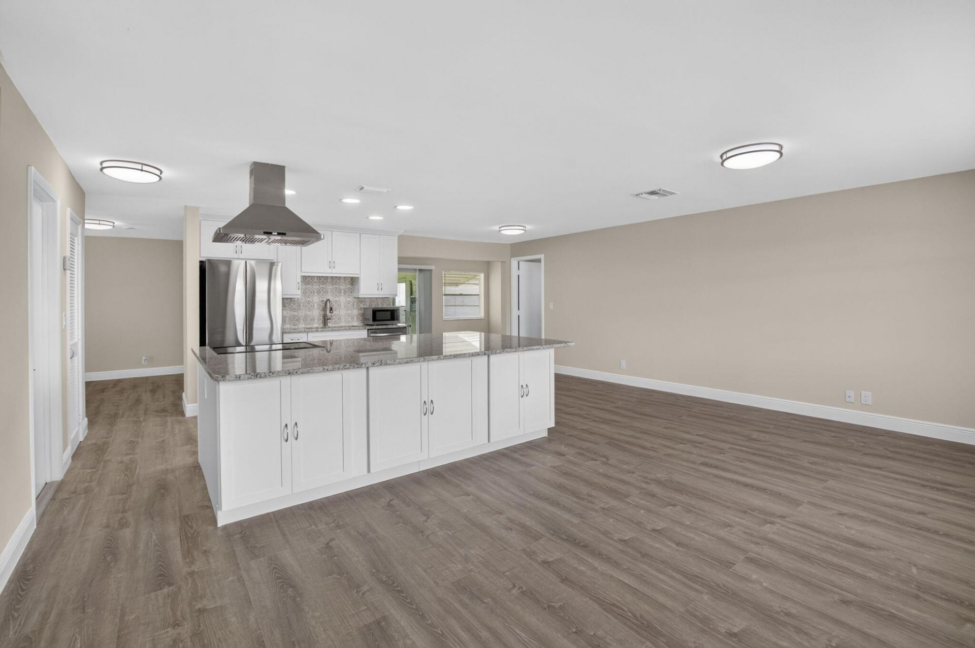2081 SW 13th Terrace, Boynton Beach, FL 33426 Photo