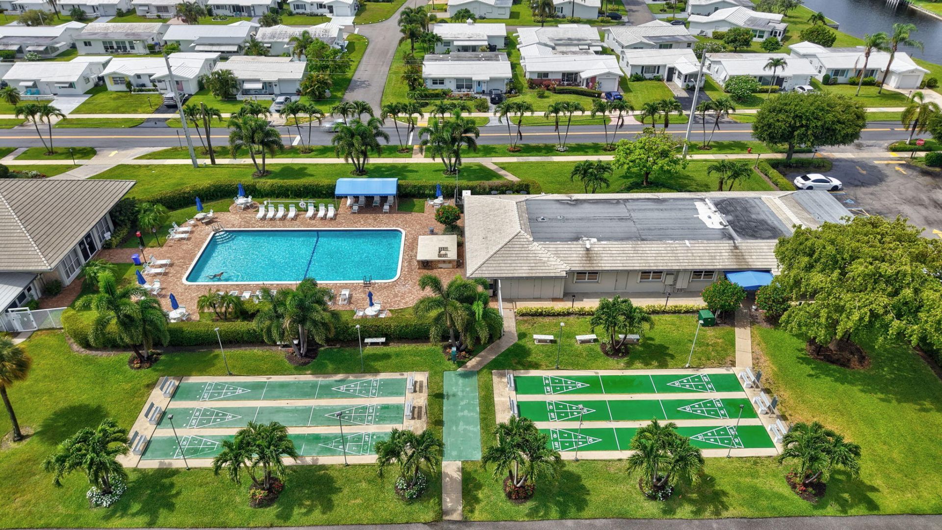 2081 SW 13th Terrace, Boynton Beach, FL 33426 Photo