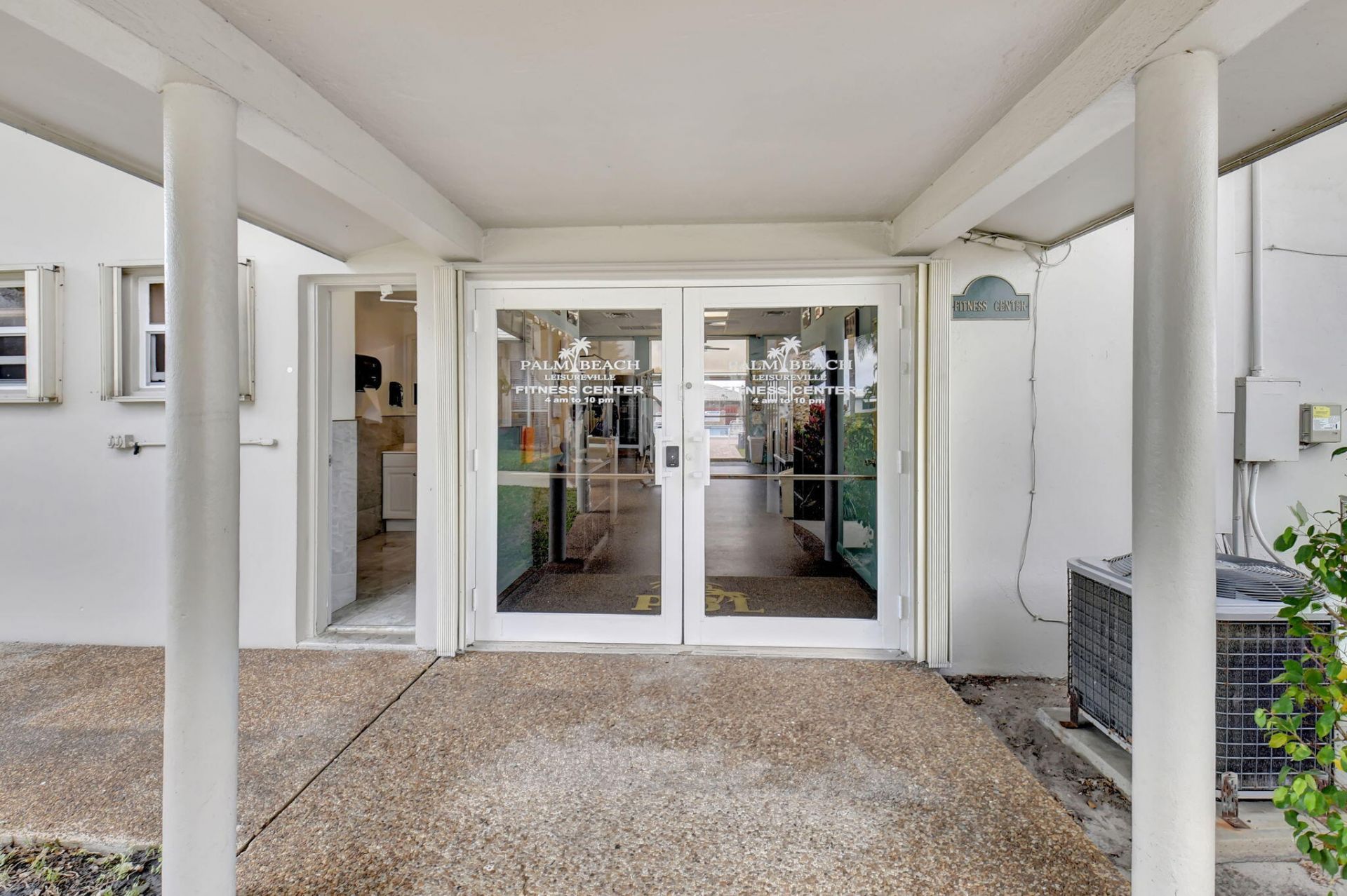 2081 SW 13th Terrace, Boynton Beach, FL 33426 Photo