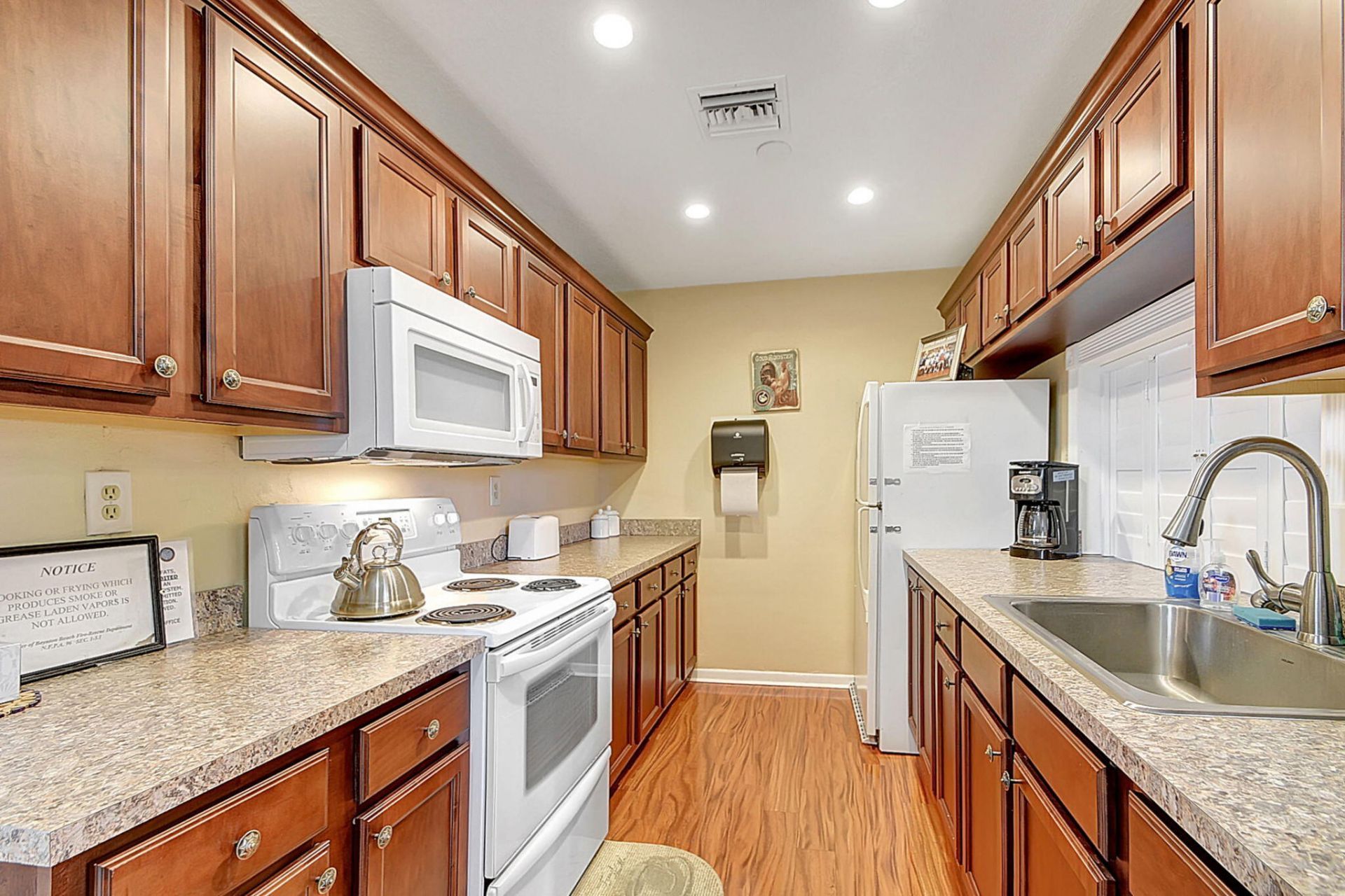 2081 SW 13th Terrace, Boynton Beach, FL 33426 Photo