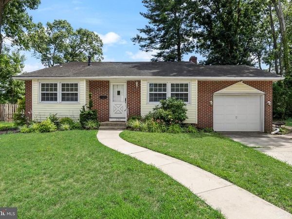 334 CLEVELAND AVENUE, WEST BERLIN, NJ 08091