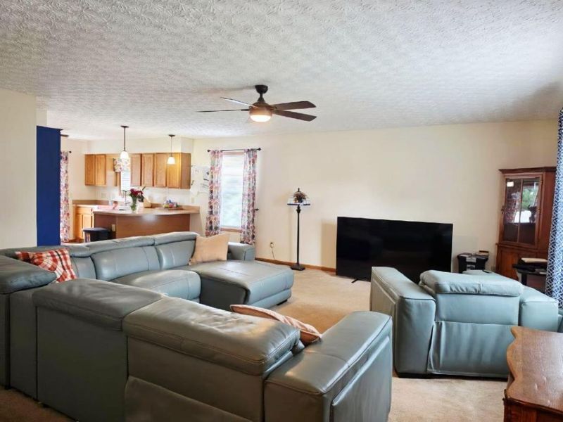 810 W Ward Street, Urbana, OH 43078 Photo 3
