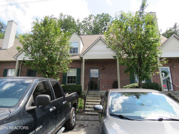 6931 Kings Crossing Way, Knoxville, TN 37918