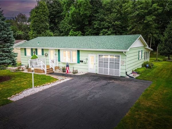 8 High Street, Whitesboro, NY 13492
