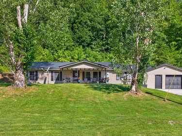 7045 White Oak Road, Junction City, KY 40440