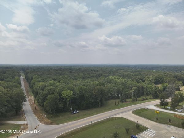 00 Hwy 6 , Pontotoc, MS 38863