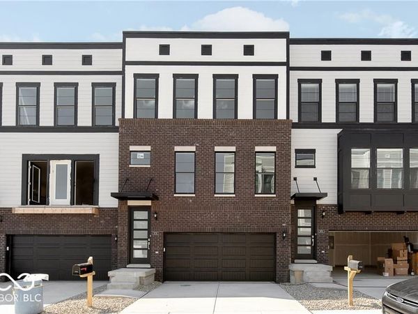 9735 Junction Station , Fishers, IN 46037