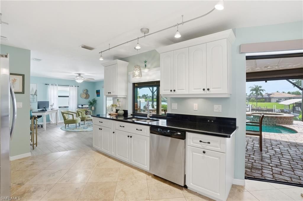 3221 SE 10th Ave, Cape Coral, FL 33904 Photo
