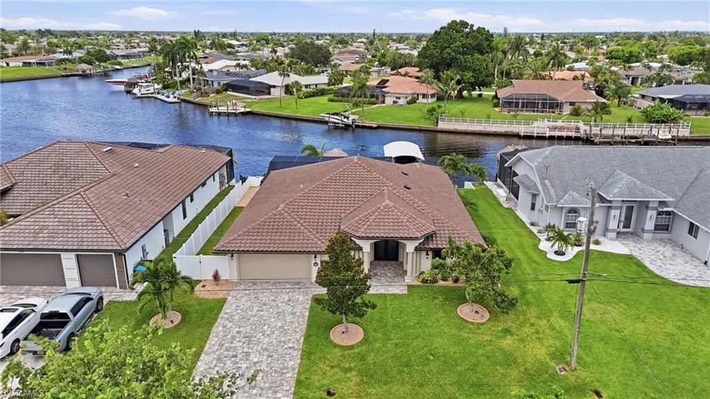3221 SE 10th Ave, Cape Coral, FL 33904 Photo