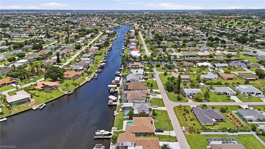 3221 SE 10th Ave, Cape Coral, FL 33904 Photo