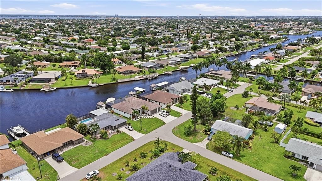 3221 SE 10th Ave, Cape Coral, FL 33904 Photo