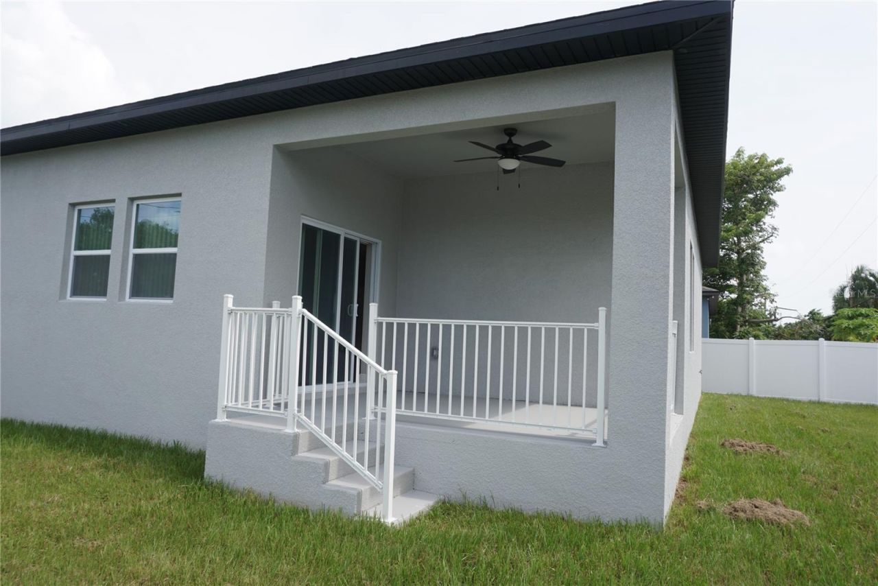 12572 Tree Street, Largo, FL 33773 Photo
