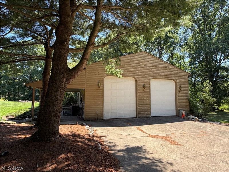 1406 Henn Hyde Road NE, Warren, OH 44484 Photo 4