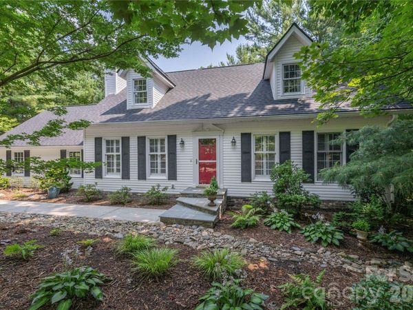 26 Moriah Lane, Asheville, NC 28803
