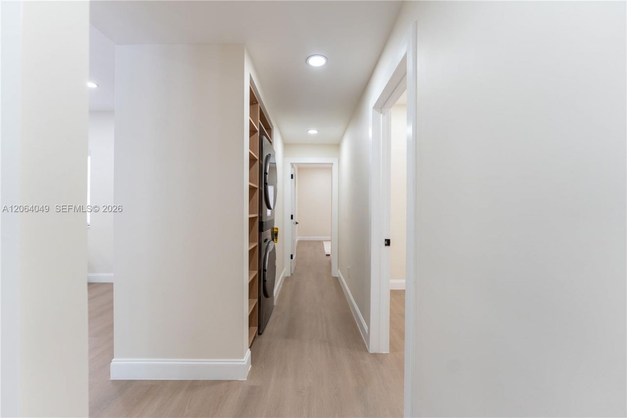 4144 Alton Rd , Unit 4144, Miami Beach, FL 33140 Photo