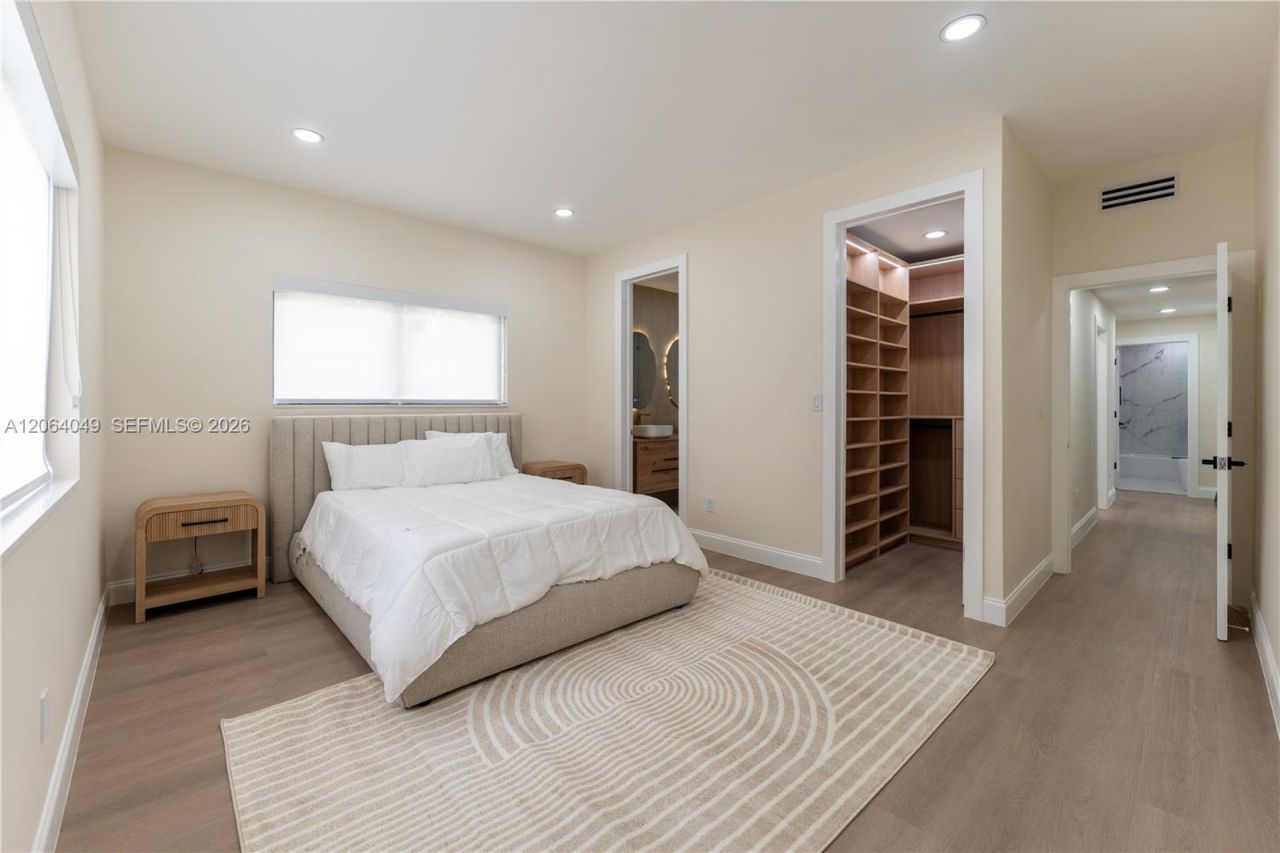 4144 Alton Rd , Unit 4144, Miami Beach, FL 33140 Photo