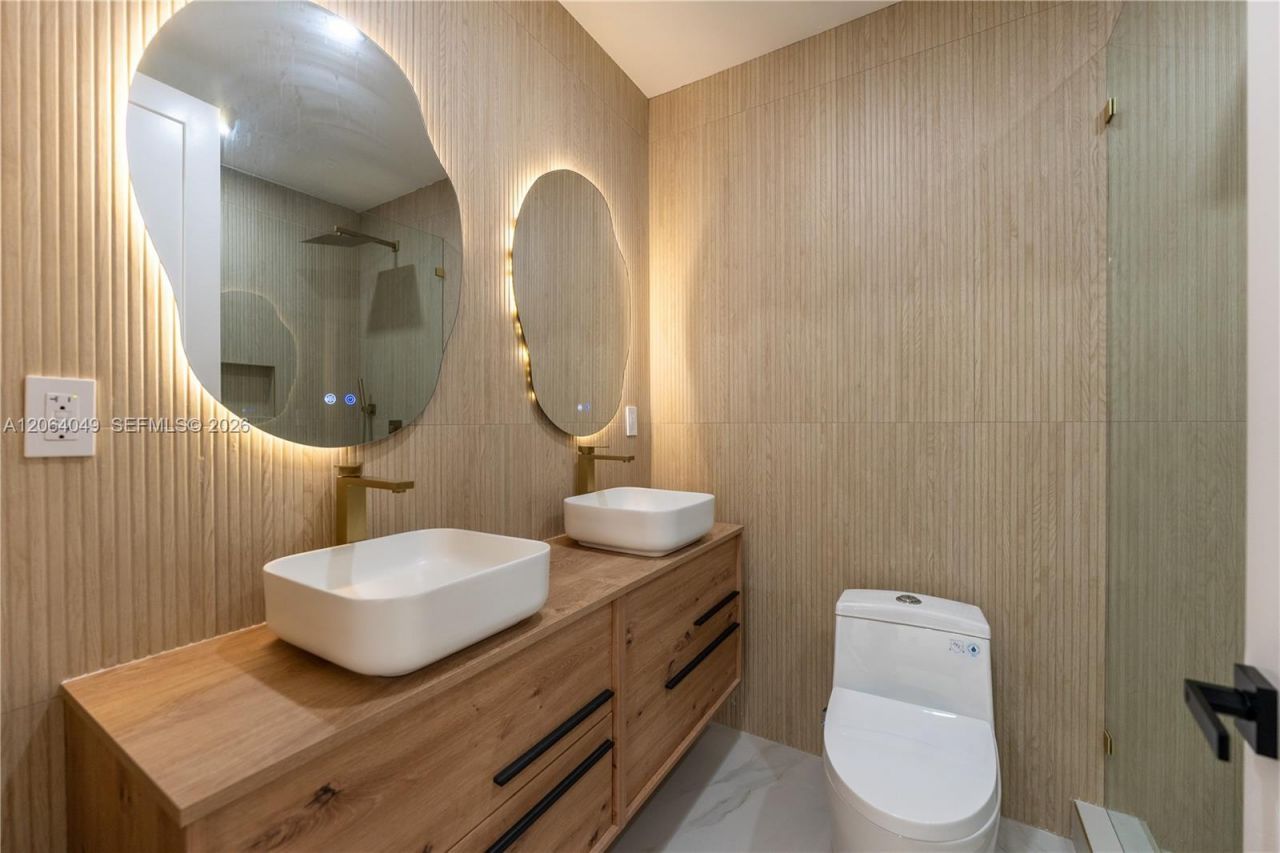 4144 Alton Rd , Unit 4144, Miami Beach, FL 33140 Photo