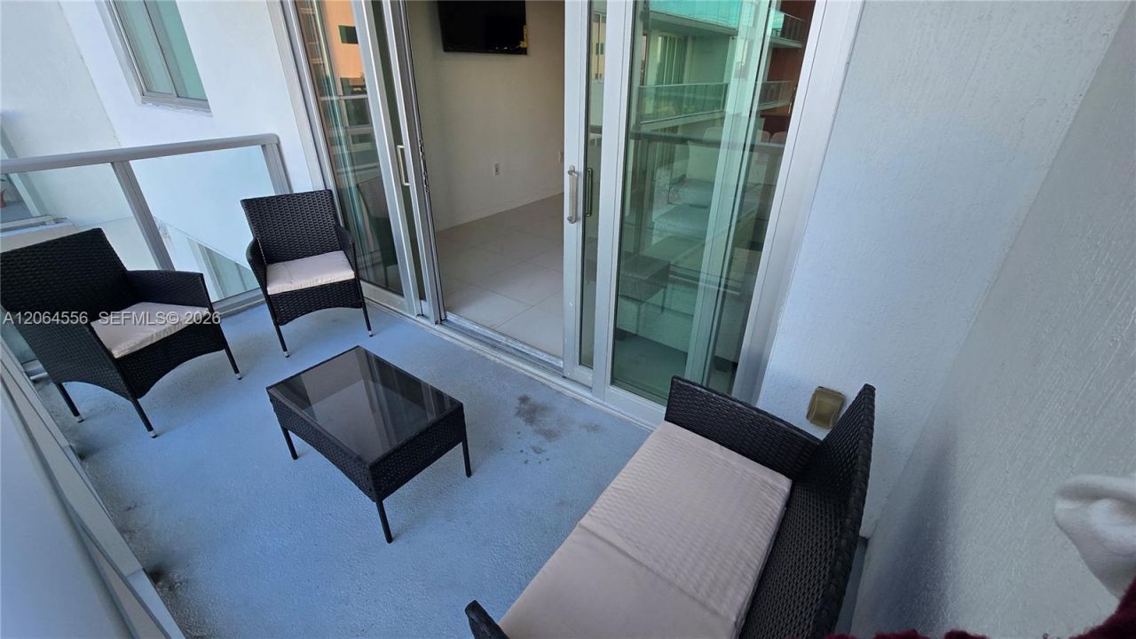 7825 NW 107th Ave, Unit 318, Doral, FL 33178 Photo