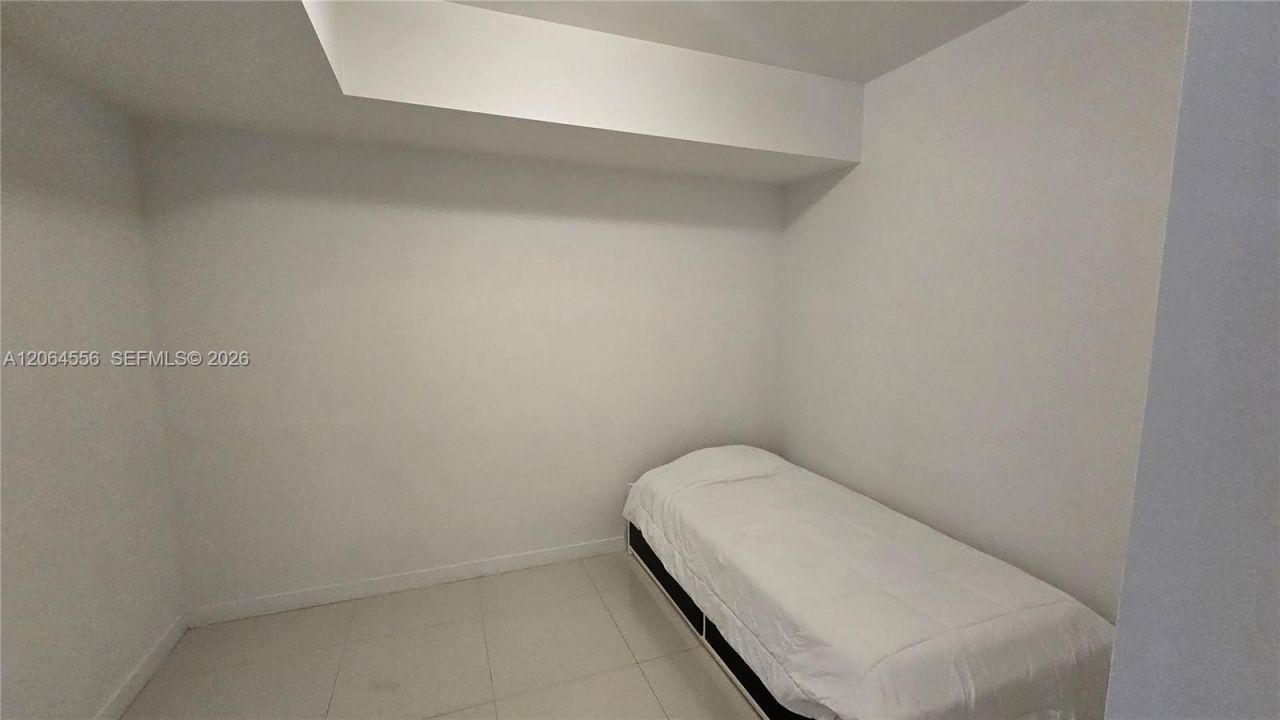 7825 NW 107th Ave, Unit 318, Doral, FL 33178 Photo