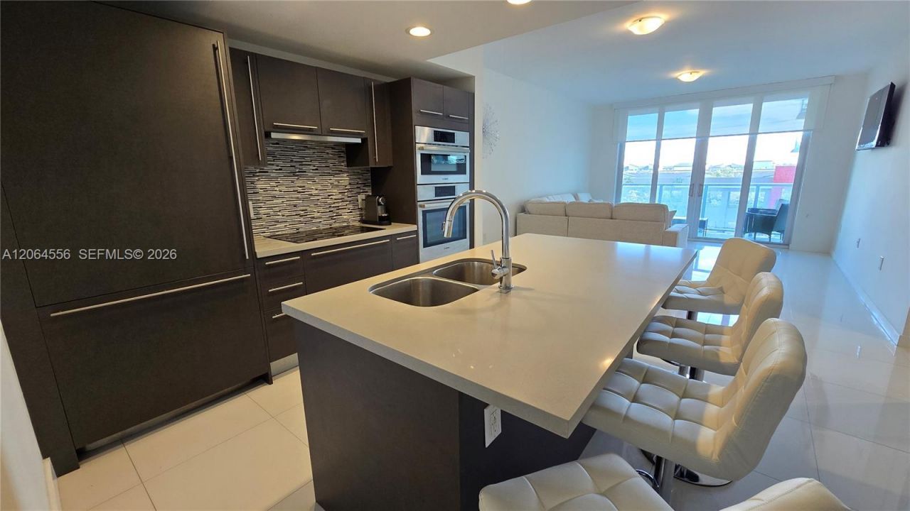 7825 NW 107th Ave, Unit 318, Doral, FL 33178 Photo